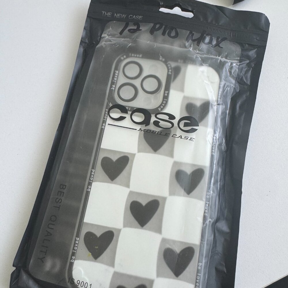 Checkered Hearts iPhone 12 Pro Max Case – Be Loved Design - Picture 4 of 4